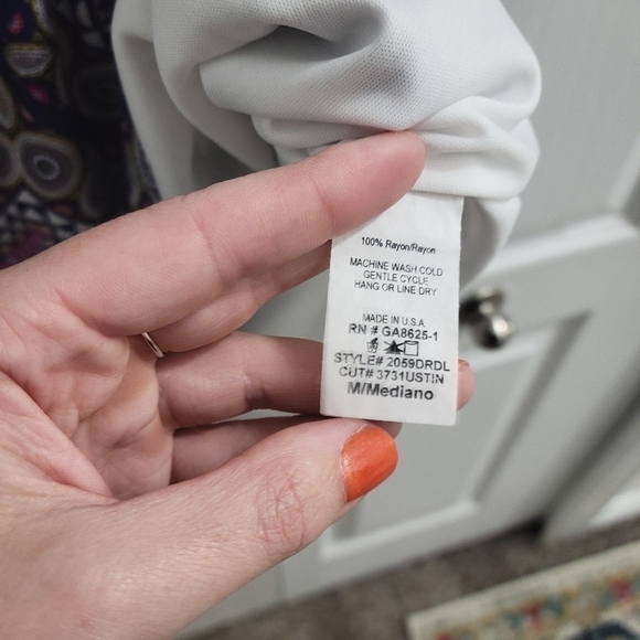 Renee C StitchFix Renay Cold Shoulder Dress in Navy Pattern - Picture 4 of 10